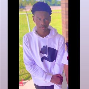 Meet your Posher, Paris